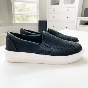 Navig8 Black Sneakers Daily-01